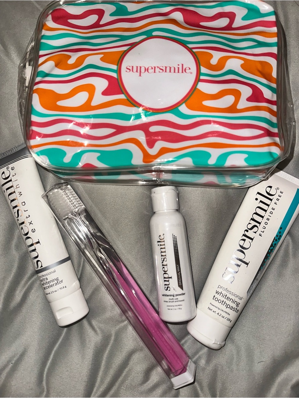 Supersmile Professional Whitening Set - Toothpaste, brush, powder & accelerator
